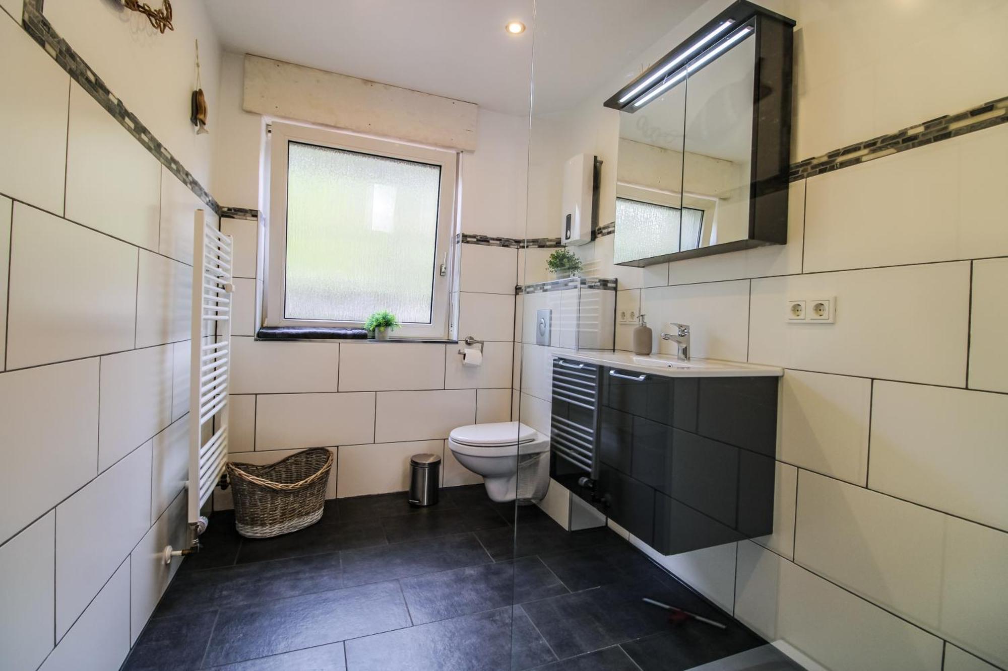 Sweet Six, Balkon, Netflix, Boxspringbetten, Hochwertiges Bad Zell an der Mosel Exterior photo
